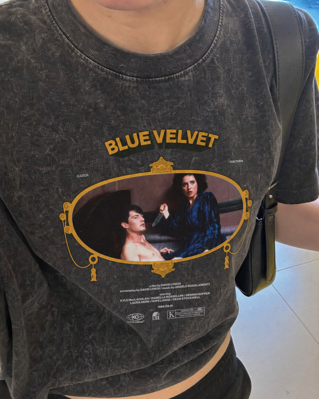 Remera Blue Velvet Oversize | Negro Stone Wash | 2