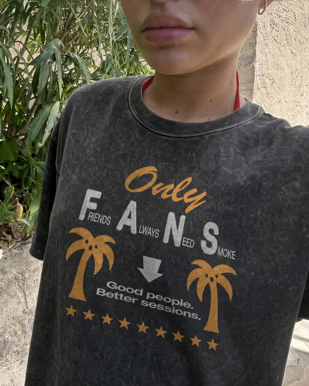 Remera Only Fans Oversize | Negro Stone Wash | 2