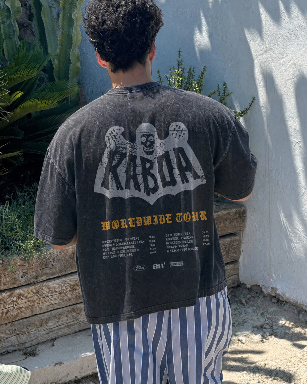 Remera Kaboa Regular | Negro Stone Wash | 4
