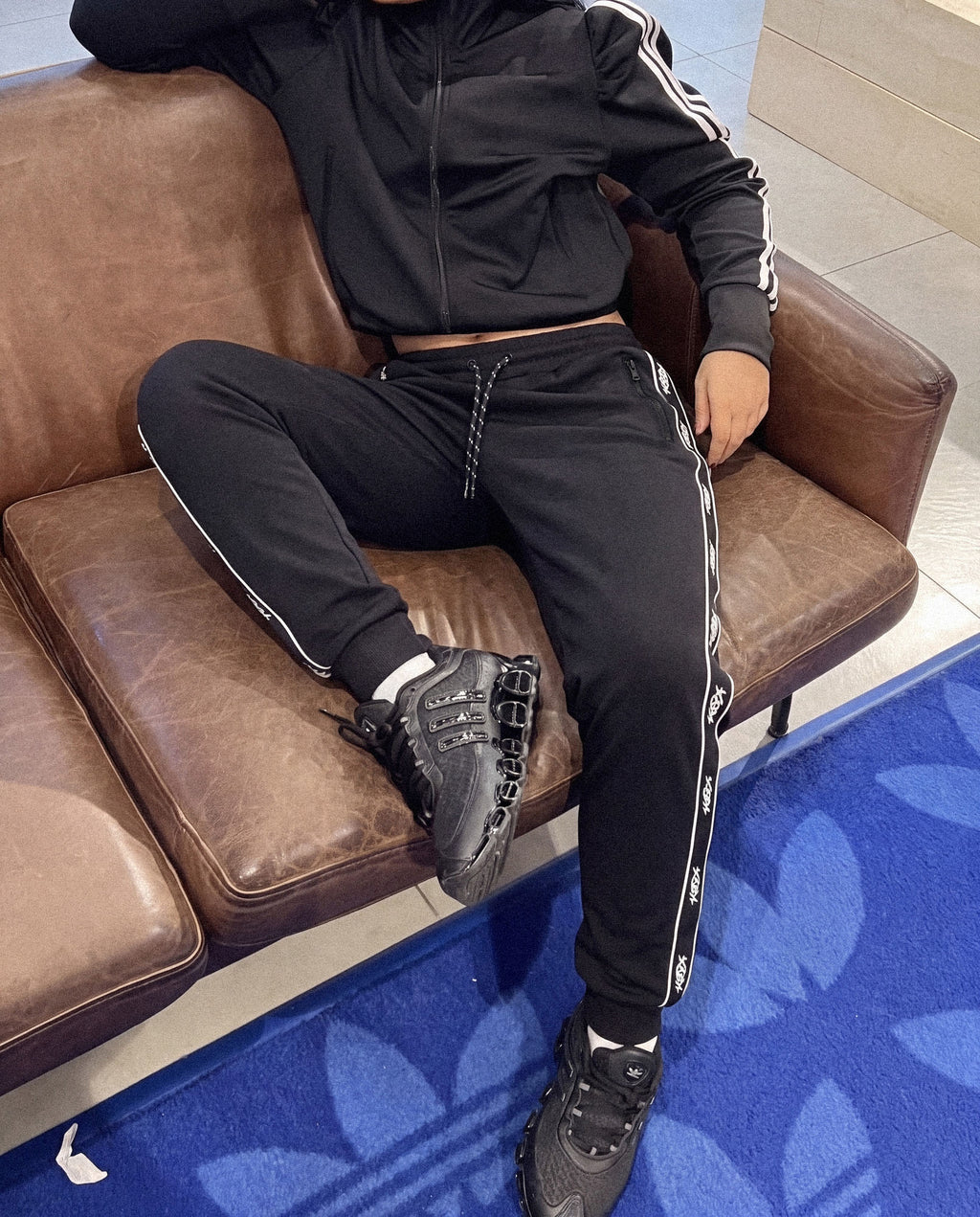 Jogger Negro